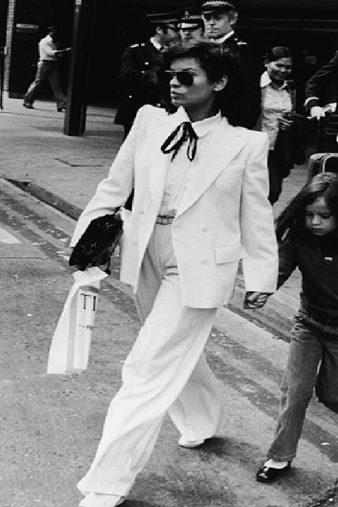 Bianca Jagger: Modanın Zamansız İkonu