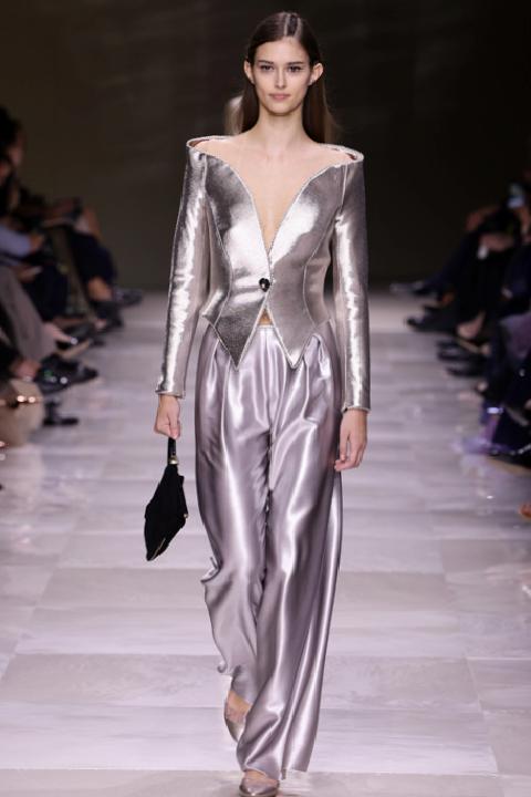 Giorgio Armani 2024-2025 Sonbahar/Kış Haute Couture Koleksiyonu