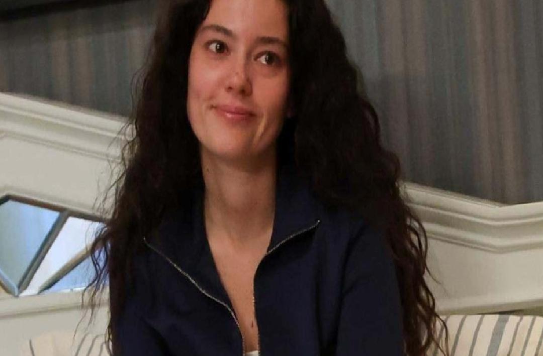 Pelin Akil'in Yeni İmajı ve Aile Yaşamı