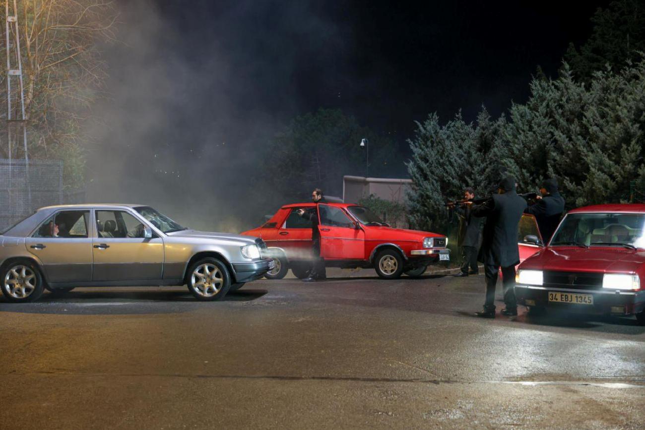 Bir Zamanlar İstanbul: 90'lar Döneminde Destansı Bir Yolculuk