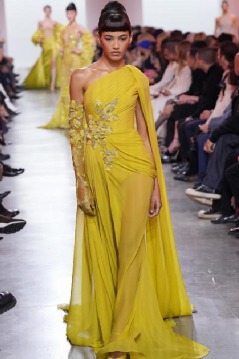 Elie Saab İlkbahar-Yaz 2025 Haute Couture Defilesi