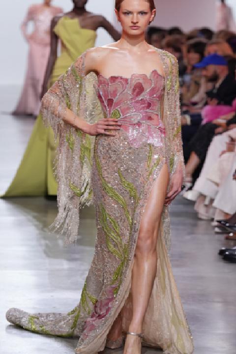 Elie Saab İlkbahar-Yaz 2025 Haute Couture Defilesi