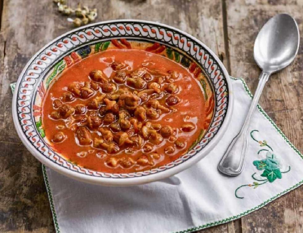 Kuru Bamya Çorbası Tarifi: Kışın Sağlıklı ve Lezzetli Seçeneği