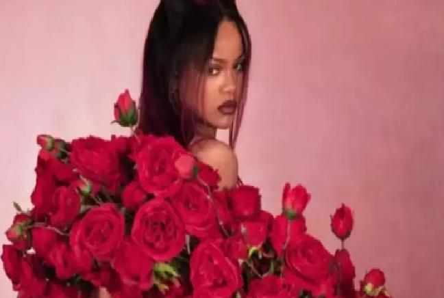 Rihanna'dan Sevgililer Günü'ne Özel Paylaşım